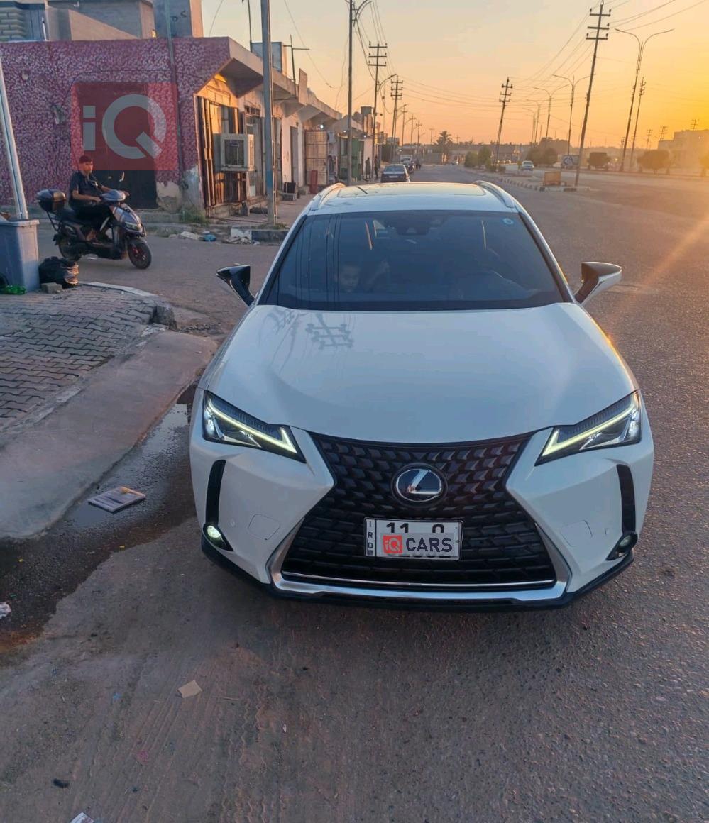 Lexus UX